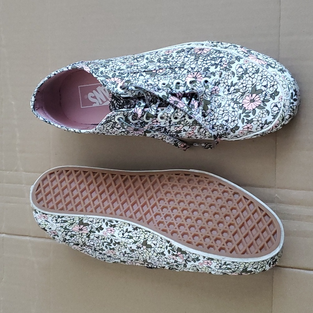 Women's Floral Vans